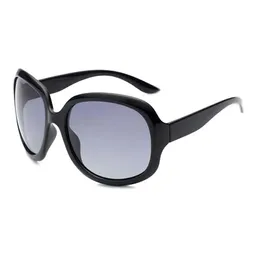 Big Frame Women Sunglass UV400 Klassische Designer-Sonnenbrille für Damen Oversized Eyewear 0b8 mit Etuis