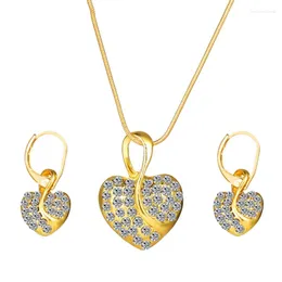 Kolye küpeleri Set Kore tarzı takılar kadınlar için altın rengi kalp şeklindeki moda aksesuarları ziyafet parti hediyesi