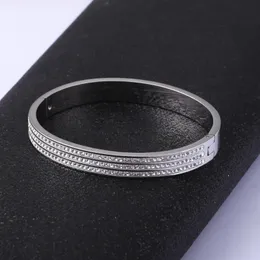 Braccialetto in acciaio diamantato da donna popolare più di 300 diamanti texture luce aperta braccialetti aperti