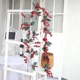Flores decorativas Faux Silk Flower Novela Realista Fruta roja Simulación Vine Ecológico Artificial Portátil para interior