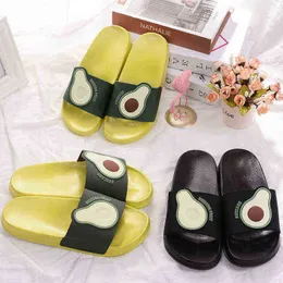 Мужчины летние сандалии авокадо фруктовые мультипликационные тапочки мужской плюс слайды мужчин в ванной комнате. Повседневная открытая мужская обувь J220716