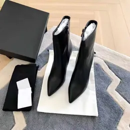 Botas de tornozelo femininas pretas de couro de bezerro, design de luxo, botas opyum de salto alto, sapatos femininos, bico fino e modelo de zíper, botas pop com tamanho de caixa 35-42