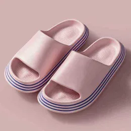 Summer Slippers Shower Sandals Eva Massage Drainage Holes Nonslip Light Bathroom Slippers Women Men Slippers Zapatillas Mujer J220716