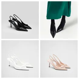 Ayakkabılar Elbise Tasarımcı Topuklu Kadınlar Elbise Lüks Üçgen -Plaque Slingback Pompalar 75mm Sinkeli Ayak parmakları EU35-40