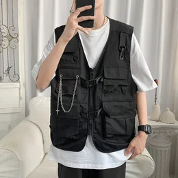 Men's Vests Casual Fashion Techwear Streetwear Punk Cargo Chain Mult Practical Pockets Male Jackets Sleeveless Clothing 221122