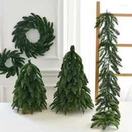 ديكورات عيد الميلاد 2022 هدية شجرة مزيفة من الصنوبر سطح المكتب زخرفة جارلاند راتان بافوريلز بارا أربول دي نافيداد