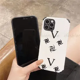 Fashion Black Flowers Case V Designer Phone Cases Luxury Relief Leather Cover Cover for iPhone 13 Pro Max 12 11 XS XR 8P 7