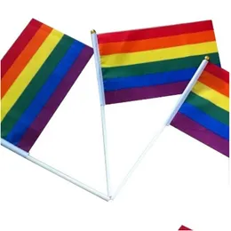 Bannerflaggor Rainbow Gay Pride Stick Flag med flaggst￥ng 5x8 tum Hand Vavande Banner Handhold med guld Top 1394 V2 Drop Delivery Ho Dhrow