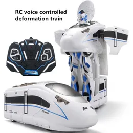 Electric RC Track Voice Pilot Kontrola jednego klucza robota deformacji i pociągu z LED Light Kids Toy RC Sight Speed ​​221122