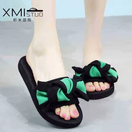 2019 New Cute Candy Gioielli Sandali piatti e pantofole Donna Estate Casual Antiscivolo Scarpe da spiaggia Moda Pantofole Tij coreane J220716