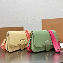 Akşam çantaları aaa kadın tabbys çanta çanta tasarımcısı el çantası omuz tote çanta moda bayan cüzdanlar çapraz vücut küçük gövde kanatları kılıflar basılı mektuplar 2022
