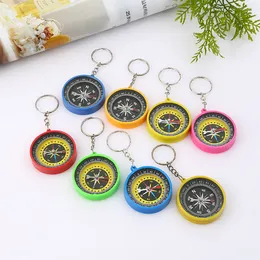 Camping Plastic Compass Party Favor Vandring Navigation Premium utomhus sportvandringspekare som pekar Guider Keychain DH048