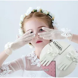 Hårtillbehör 1Pair Girls Princess Dress Mesh Bow Lace Pearl Ornament Gloves Party Supplies Kids Birthday Ceremony Coronation Gift