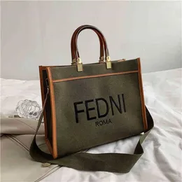 Borse La stessa borsa tote con lettera una borsa a tracolla da donna di grande capacità 20 autunno