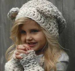 Beanies Japanese and Korean Children039s Bear Gloves flätor Twopiece Autumn Winter Baby Warm Handknit Woolen Hat