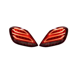 Bil Taillight Assembly Turn Signal LED TAIL LIGHT FÖR BENZ W205 C180 C200 C260 C300 2014-2021 FOG Broms Running Parkering Omvänd bakre lampa