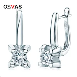Stud Oevas Real 05 Carat 5mm D Kolorowe kolczyki dla kobiet 100% 925 Srebrne prezenty na przyjęcie weselne Fine Jewelry 221119