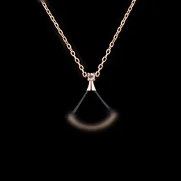 Collana corta collana collana a ciondolo gioielli personalizzati da 18k rosa in oro rosa piccoli richio