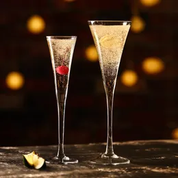 ワイングラスINS VSHAPE WEDDING CHAMPAGNE COUPES TRUMPET SHAPE SHAPE COCKTAIL GLASS for Bar Home使用したブレンドマティーニカップラムスパークリングワインゴブレット221124