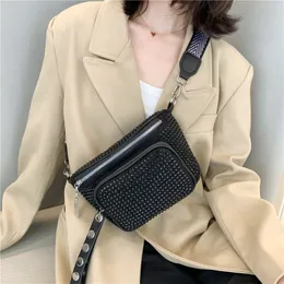 Waist Bags Luxury Shoulder Crossbody For Women Trend Bright Diamond And Purses Fashion Chest Pack Female Belt 221124