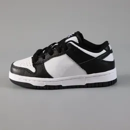 2022 Sapatos infantis para menino Esportes de menino Black White Chunky Low Cos