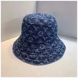Moda Cowboy Bucket Hat Casual Luxo Unissex Caps Mulheres Mens Chap￩us de Designer Cool Casquette Blue Flower Denim Impress￣o de Cap Beanie Top