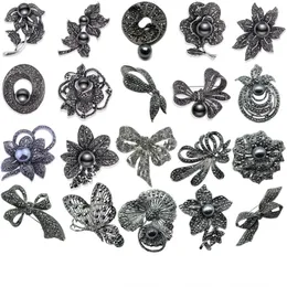 Brooches Rhinestone Black Flower Bow Tie For Women Vintage Elegant Large Brooch Pin Winter Coat Sweater Broches High Quality