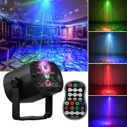 Iluminação do estágio Disco Decorações de Natal LED Sound Som ativado a laser Light RGB Flash Strobe Projector com controle remoto para decorações de Halloween KTV Bar