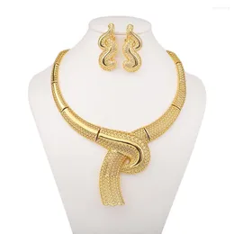 Halsband ￶rh￤ngen Set Africa Luxury Jewelry and Neckor for Women Oregelbul￤r form Pendant Marockan Wedding Party Gift