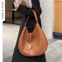 Designer Bag Luxury Designer Tote Bag For Women 2022 Trend äkta läder Stora kapacitet axel sidospåsar Leisure crossbody retro handväska