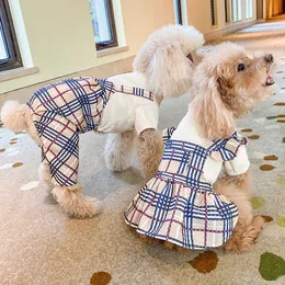 Fashion Dog Luxury Macacos de traje de designer Aparel de cachorro Autumn e Winter Plaid Puppy Cat Fantaspume Toffee Casal Princess Dress Vest Roupos de animais de estimação