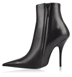 Neueste Frauen speicherte Zehenkleidschuhe Knöchelstiefel Solid Stiletto High Heels Runway Boots Mode sexy schwarze weibliche Punkschuhe Winte6016274