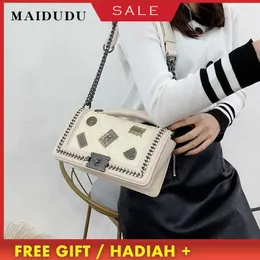 60％オフ高級デザイナーバッグMaidudu Bag Women 2022 New Medal Small Fragrance Rhombic Chain One Shourdle MsingerBagハンドバッグ