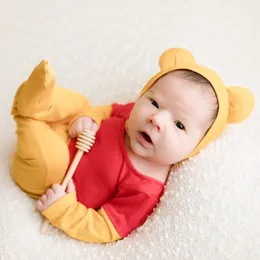 16046 Set pigiama con cuffia da orso neonato Costume fotografico per neonato Pagliaccetto con cappello