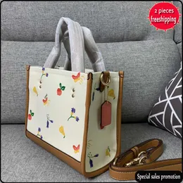 High quality Luxury Designer Lady's Bags 2022 New Women's Bag Litchi Grain Fruit and Vegetable Tote Versatile Texture Girl Student Lunch Box s evening clutches