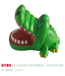 チャイルドバイトハンドクロコダイルゲーム大きなおもちゃの歯を噛む素晴らしいクリエイティブトイズ6816873