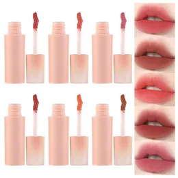 Lip Gloss Pack Spring Powder Mleko Mleko Miękkie i teksturowe woskowe bez pokazywania linii delikatnych