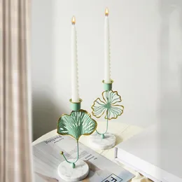 Candle Holders Creative Retro Candlestick Decorations Ginkgo Leaf Round Ring Romantic Wedding Props For Dining Table Decor