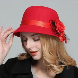 Berets Spring Faux Wool Felt Bucket Hats Casual Women's Dress Party Hat Autumn Retro Lady Princess Big Brim