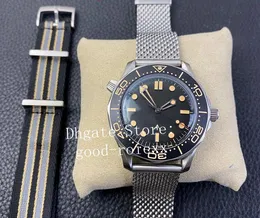 Zegarek męski Titanium zegarek zegarek Mężczyzn Automatyczny Cal.8806 James vs Maker Strzałka nie ma czasu na śmierć 300 m stalowy pasek Nylon Nylon VSF Super Lumed 42 mm WristWatches