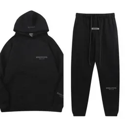 Luksusowe męskie klasyczne bluzy bluzy List Es Hoodies Mężczyzn Kobiet Spodnie sportowe Suit Sweter z kapturem swobodny pullover para rtvy