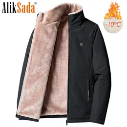 Mens Down Parka 5XL Inverno Casual Classic Warm Thick Fleece Jacket Coat Autunno Fashion Tasche Parka antivento Plus Size 221128