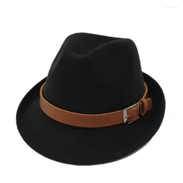 قبعات Berets للنساء الأزياء الفاخرة 2022 Winter Men's Cap Fascinators الأنيقة Fedora Hat Designer Cowboy Bucket