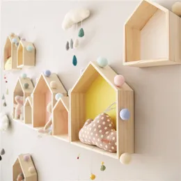 Novità Articoli Nordic Mensola a muro Espositore Scaffale sospeso Camera dei bambini Scaffale a forma di casa Ombra in legno Cubby Box Storage Scaffali naturali Decor 221129