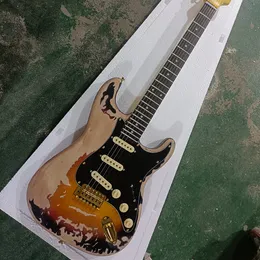 6 Strings Relic Elektro Gitar Siyah Pickguard SSS Pikapları Gülağacı Kıvrılığı Özelleştirilebilir