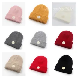 Mode beanie hatt designer hattar höst vinterstil män kvinnor klassisk universal stickad mössa utomhus varma skalle mössor fin r5