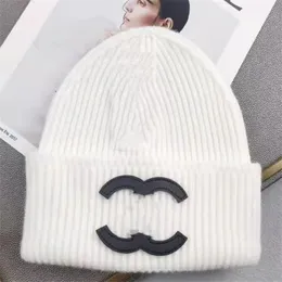 Tasarımcı Beanieskull Caps Beanieskull Caps Tasarımcı Marka Mens Beanie Hat Kadınları Sonbahar ve Kış Küçük Koku Stili Sıcak Moda Allmatch CE Mektubu Örme GC