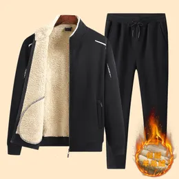 Survêtements pour hommes agneau cachemire hiver épais ensembles survêtement polaire vêtements de sport cardigan à fermeture éclair pantalon décontracté 2 pièces ensemble hommes costume de mode 221130