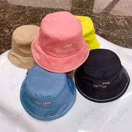 Fashion Gold Silk Letters Designer Bucket Hats Luxury Nylon Solid Sunhat Cap Mens Striped Autumn Hat Women Beanie Outdoor P Caps 5 Colors