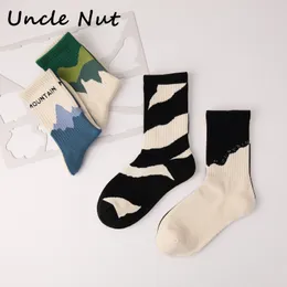 Socken Strumpfwaren Japanischer koreanischer Stil Harajuku Frauen gekämmte Baumwolle ohne Knochen Crew AB Männer Street Fashion Trend Sport Paar 221130